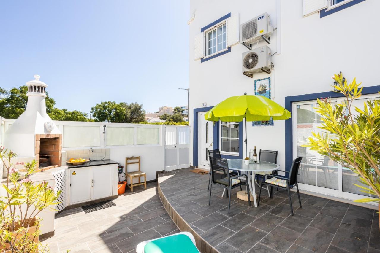 Newly Renovated 2 Bedroom Townhouse - Close To Salema Beach ภายนอก รูปภาพ